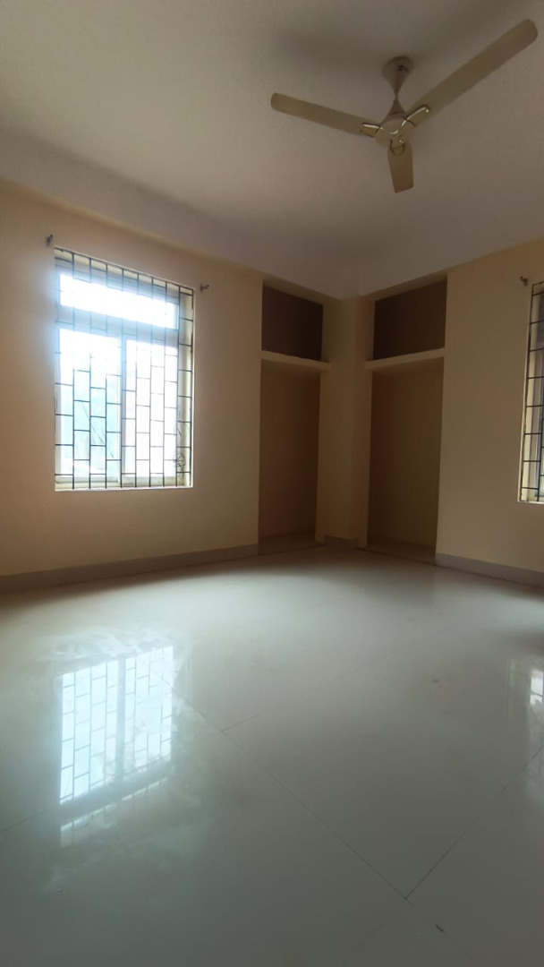 Unfurnished 3bhk in Beltola, Ajanta Path, Survey, Guwahati, Assam, India for Rent